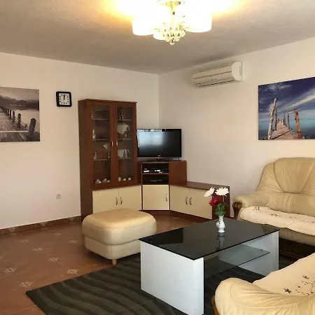 Apartment Flora Porec